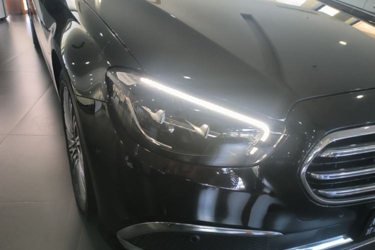 Used Mercedes-Benz E-Class 2023 E 300 L Luxury Model Right Front Headlight
