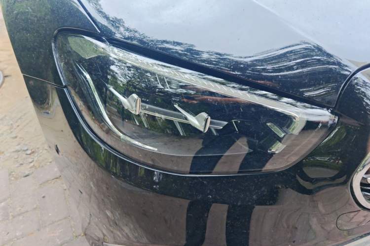 Used Mercedes-Benz E-Class 2023 Updated E 300 L Luxury Edition Right Front Headlight