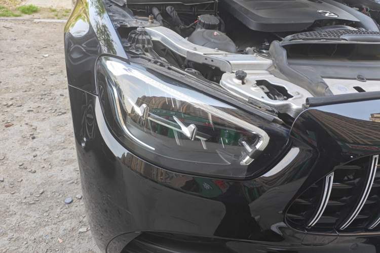 Used Mercedes-Benz E-Class 2023 Restyled E 300 L Sport Luxury Edition Right Front Headlight