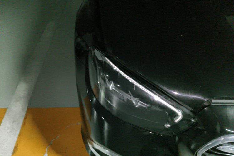 Used Mercedes-Benz E-Class 2023 Updated E 300 L Luxury Edition Right Front Headlight