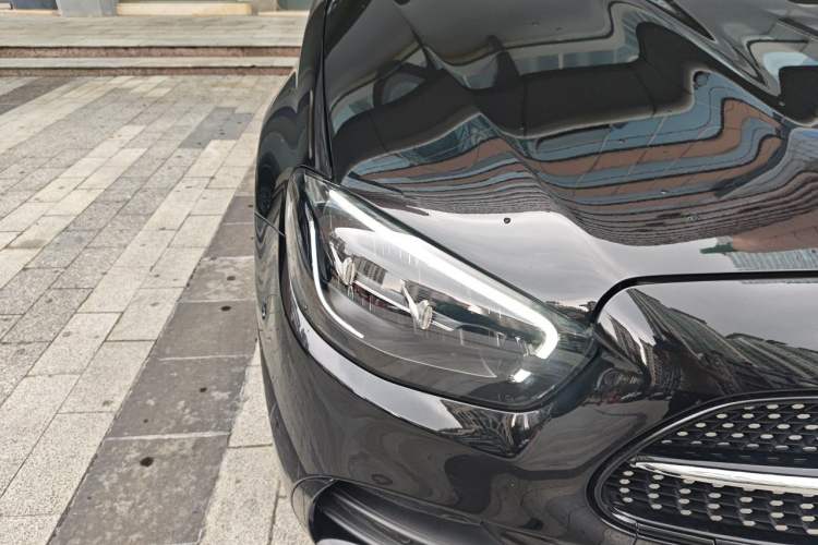 Used Mercedes-Benz E-Class 2023 E 260 L Sport Edition Right Front Headlight