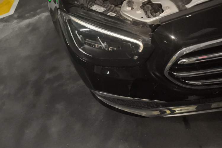 Used Mercedes-Benz E-Class 2023 E 300 L Luxury Model Right Front Headlight
