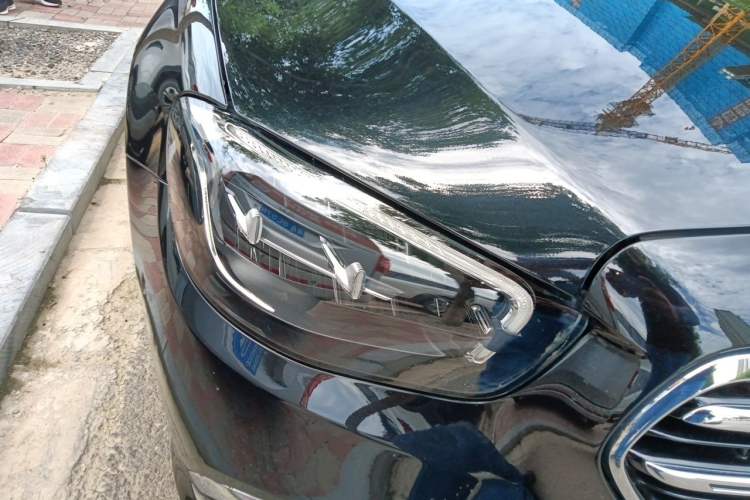 Used Mercedes-Benz E-Class 2023 E 300 L Luxury Model Right Front Headlight