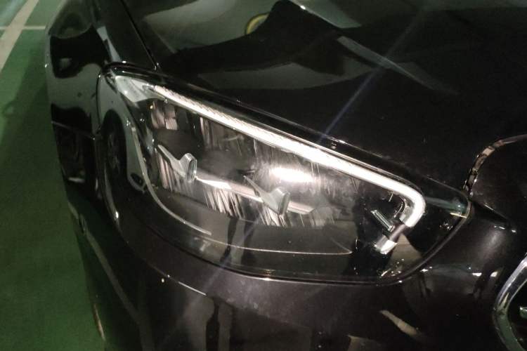 Used Mercedes-Benz E-Class 2023 E 300 L Prestige Edition Right Front Headlight