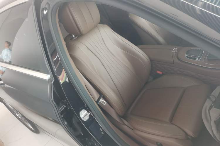 Used Mercedes-Benz E-Class 2023 E 260 L Right Front Seat