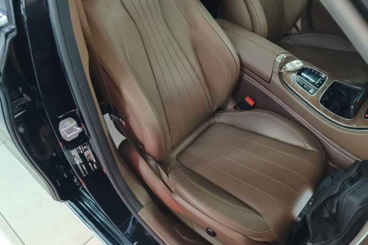 Used Mercedes-Benz E-Class 2023 E 300 L Stylish Model Right Front Seat