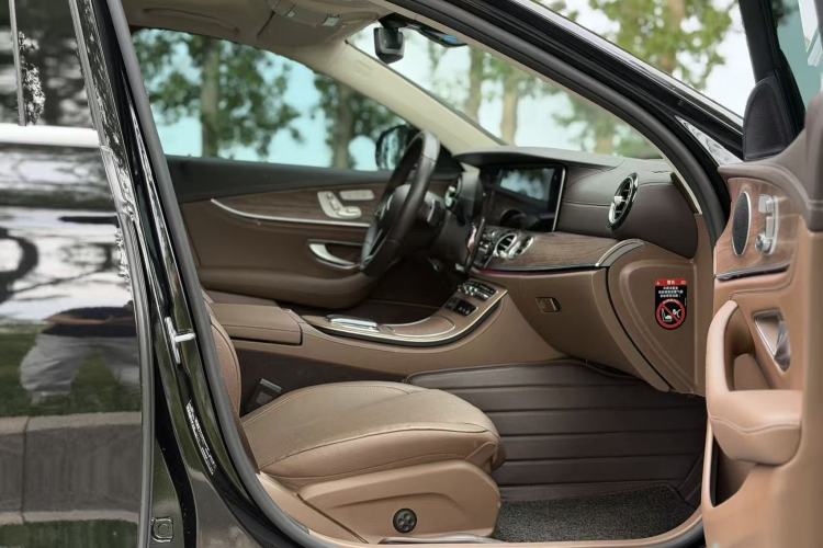 Used Mercedes-Benz E-Class 2023 E 300 L Stylish Model Right Front Seat