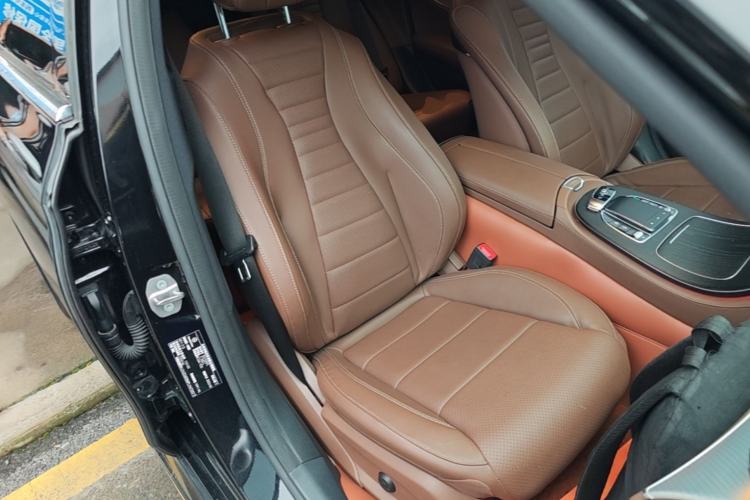 Used Mercedes-Benz E-Class 2023 Restyled E 300 L Sport Luxury Edition Right Front Seat