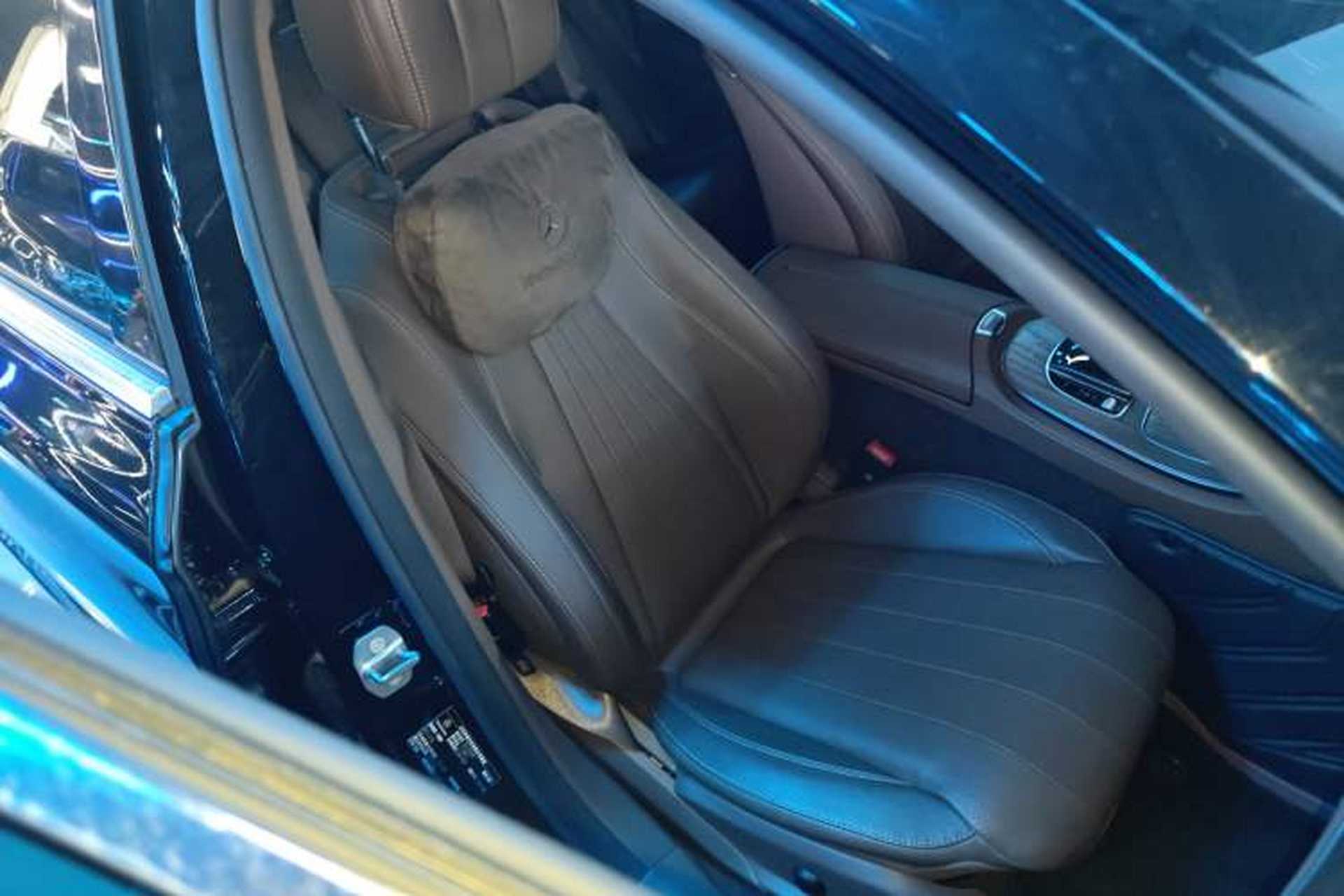 Used Mercedes-Benz E-Class 2023 Updated E 300 L Fashion Edition Right Front Seat