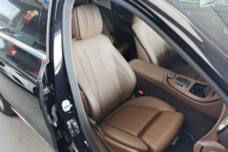 Used Mercedes-Benz E-Class 2023 Facelift E 260 L Right Front Seat