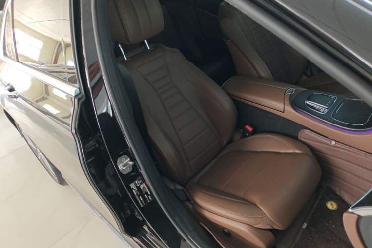 Used Mercedes-Benz E-Class 2023 Restyled E 300 L Sporty and Stylish Edition Right Front Seat
