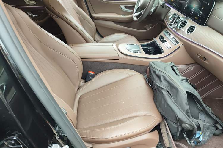 Used Mercedes-Benz E-Class 2023 Updated E 300 L Luxury Edition Right Front Seat