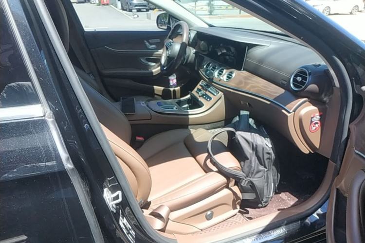 Used Mercedes-Benz E-Class 2023 E 260 L Right Front Seat