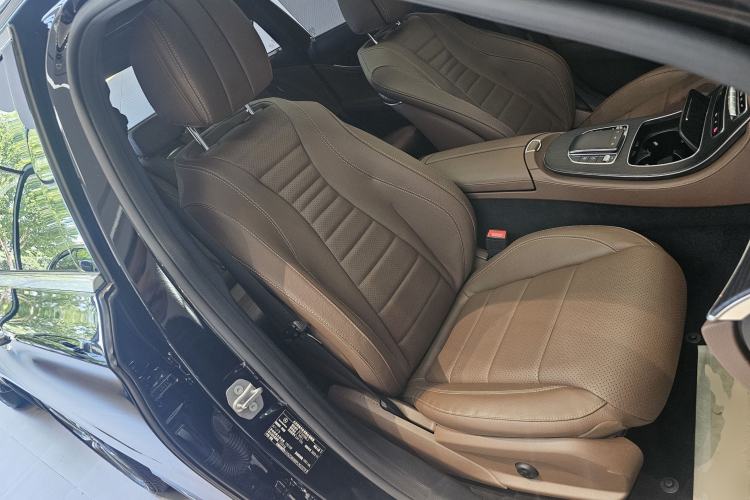 Used Mercedes-Benz E-Class 2023 E 300 L Sport Luxury Edition Right Front Seat