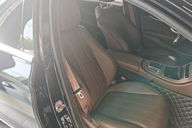 Used Mercedes-Benz E-Class 2023 E 300 L Luxury Model Right Front Seat