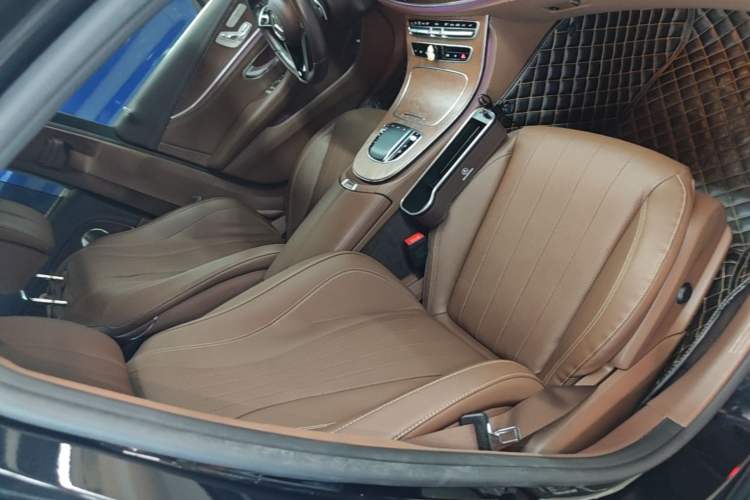 Used Mercedes-Benz E-Class 2023 E 300 L Luxury Model Right Front Seat