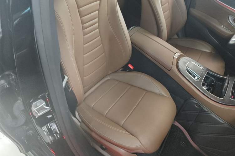 Used Mercedes-Benz E-Class 2023 Restyled E 300 L Sporty and Stylish Edition Right Front Seat