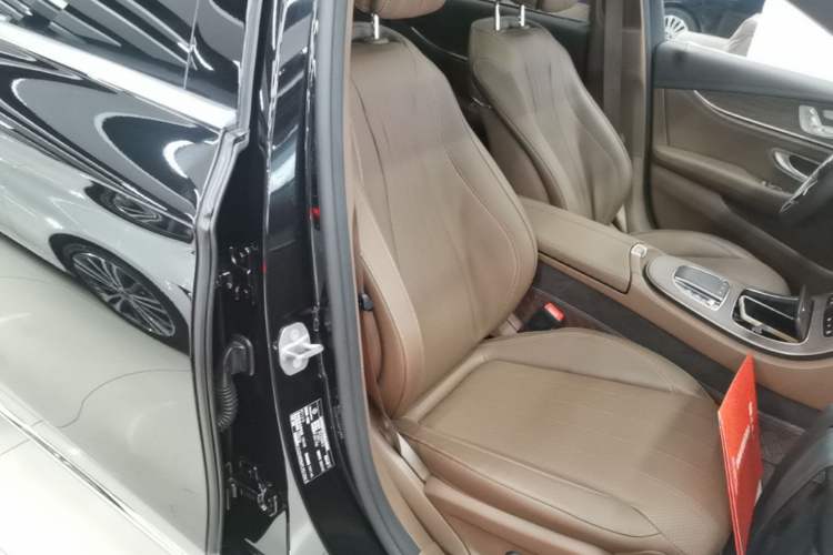 Used Mercedes-Benz E-Class 2023 E 300 L Luxury Model Right Front Seat