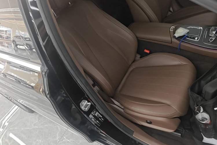 Used Mercedes-Benz E-Class 2023 E 300 L Luxury Model Right Front Seat