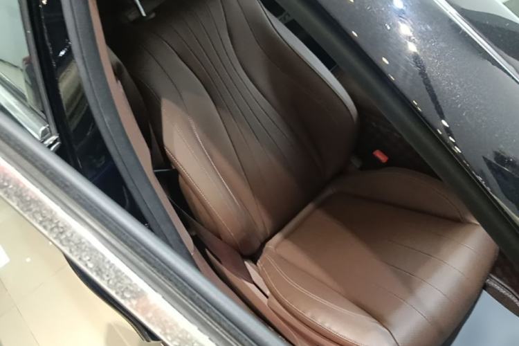 Used Mercedes-Benz E-Class 2023 E 300 L Luxury Model Right Front Seat