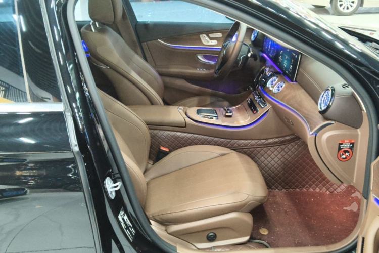 Used Mercedes-Benz E-Class 2023 Updated E 300 L Luxury Edition Right Front Seat