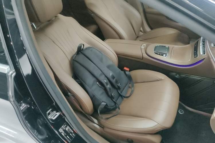 Used Mercedes-Benz E-Class 2023 Updated E 300 L Luxury Edition Right Front Seat
