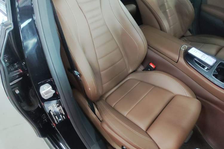 Used Mercedes-Benz E-Class 2023 E 260 L Sport Edition Right Front Seat