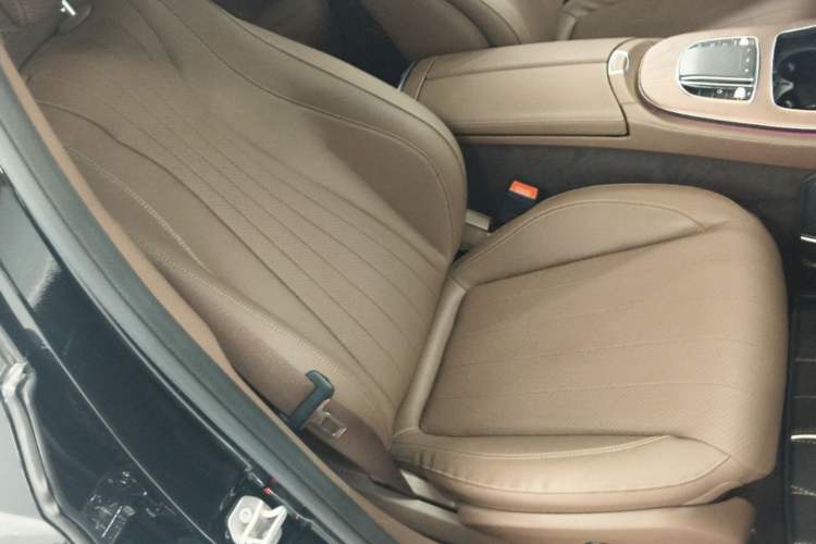 Used Mercedes-Benz E-Class 2023 E 300 L Stylish Model Right Front Seat