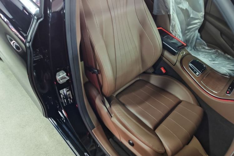Used Mercedes-Benz E-Class 2023 Facelift E 260 L Right Front Seat