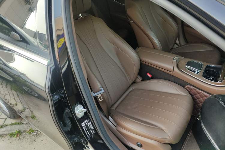 Used Mercedes-Benz E-Class 2023 E 300 L Stylish Model Right Front Seat