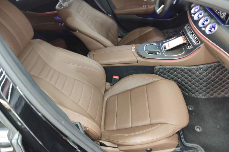 Used Mercedes-Benz E-Class 2023 Restyled E 300 L Sporty and Stylish Edition Right Front Seat