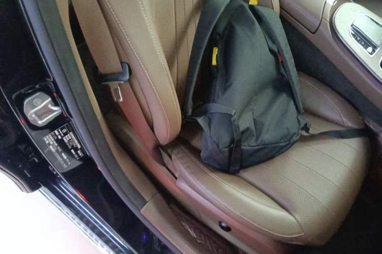 Used Mercedes-Benz E-Class 2023 E 300 L Luxury Model Right Front Seat