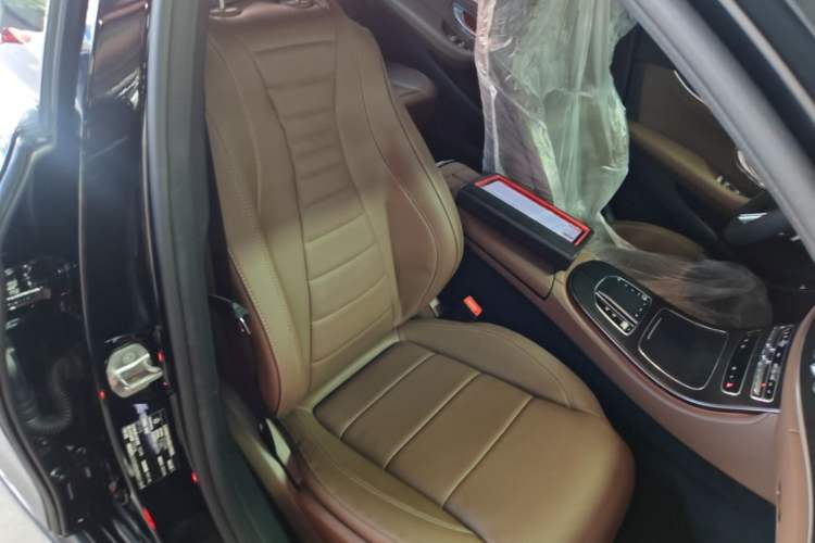 Used Mercedes-Benz E-Class 2023 Restyled E 300 L Sport Luxury Edition Right Front Seat