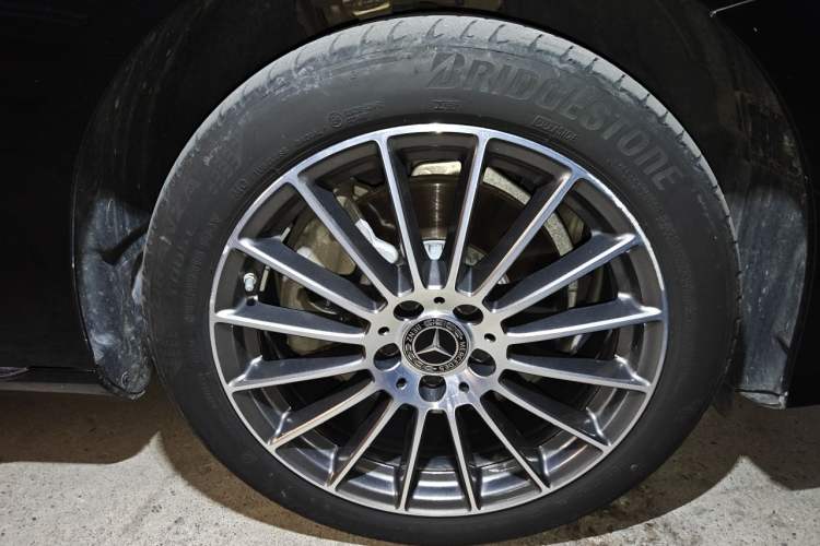 Used Mercedes-Benz E-Class 2023 Facelift E 260 L Right Front Wheel Hub