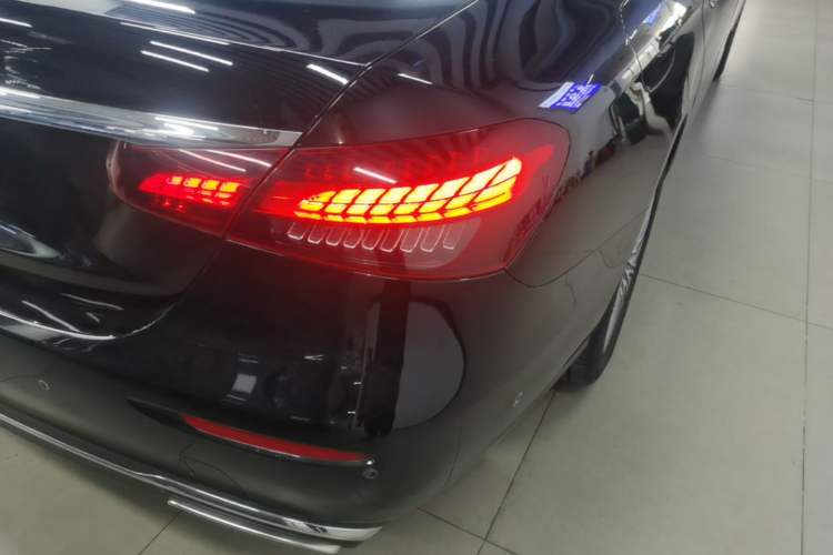 Used Mercedes-Benz E-Class 2023 E 300 L Stylish Model Right Rear Taillight