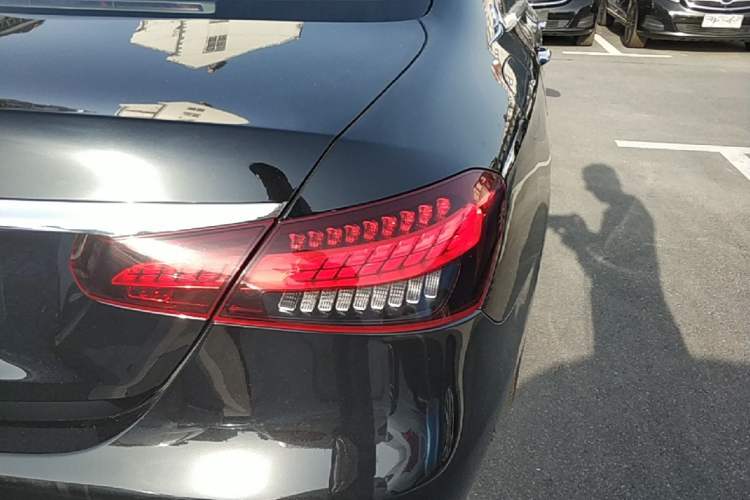 Used Mercedes-Benz E-Class 2023 E 300 L Stylish Model Right Rear Taillight