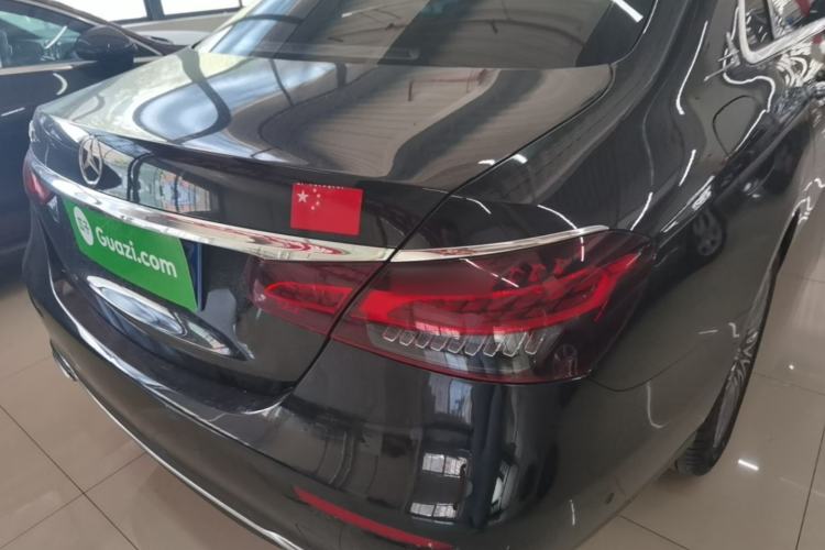 Used Mercedes-Benz E-Class 2023 Updated E 300 L Fashion Edition Right Rear Taillight