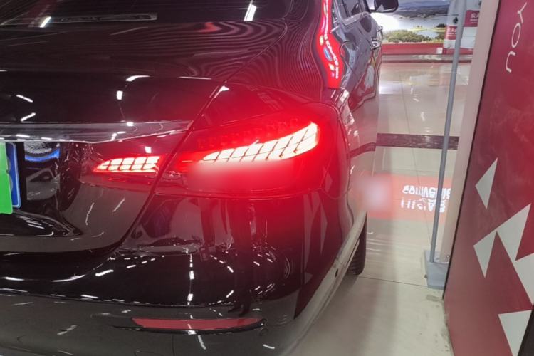 Used Mercedes-Benz E-Class 2023 Updated E 300 L Luxury Edition Right Rear Taillight