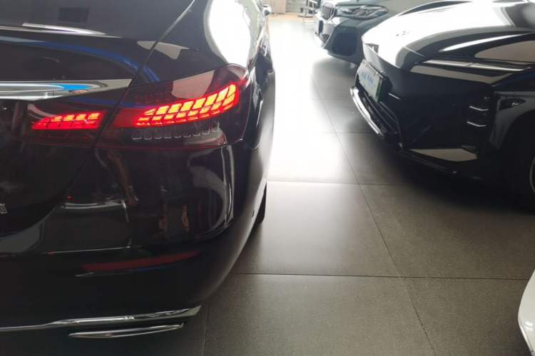 Used Mercedes-Benz E-Class 2023 Facelift E 260 L Right Rear Taillight