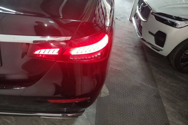 Used Mercedes-Benz E-Class 2023 E 300 L Stylish Model Right Rear Taillight