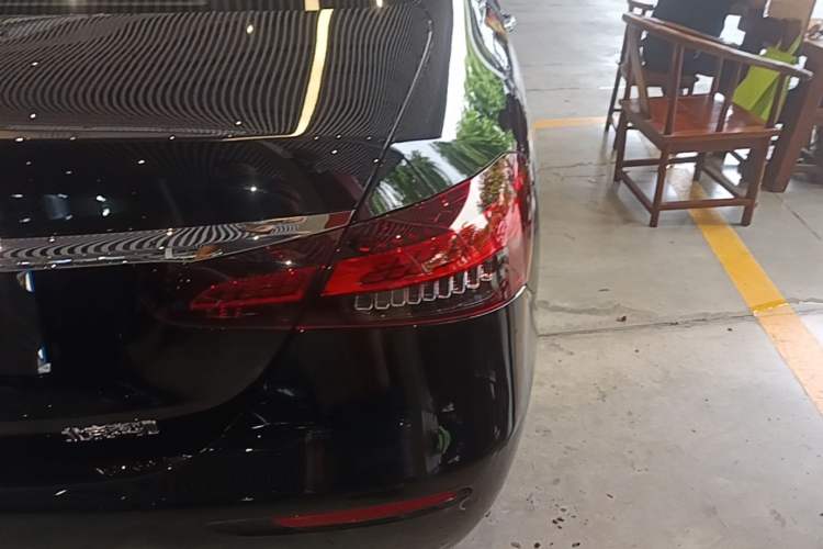 Used Mercedes-Benz E-Class 2023 Revised E 300 L Prestige Edition Right Rear Taillight