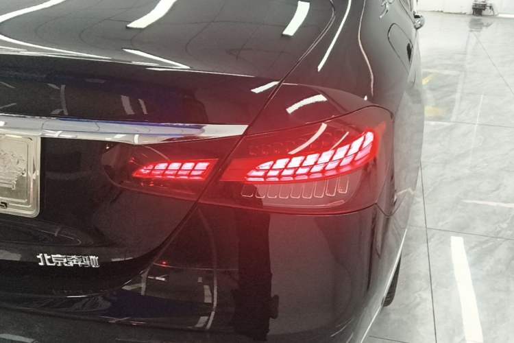 Used Mercedes-Benz E-Class 2023 E 300 L Stylish Model Right Rear Taillight