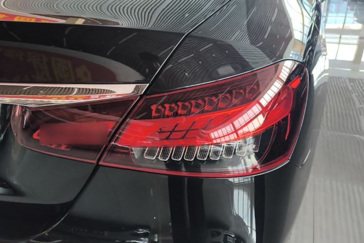 Used Mercedes-Benz E-Class 2023 Updated E 300 L Luxury Edition Right Rear Taillight