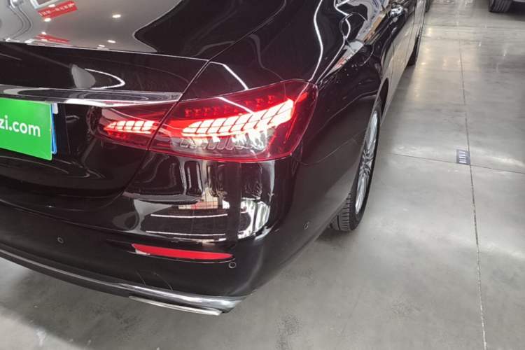 Used Mercedes-Benz E-Class 2023 E 300 L Luxury Model Right Rear Taillight