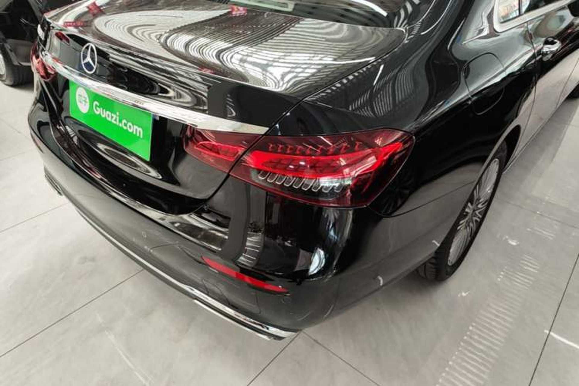 Used Mercedes-Benz E-Class 2023 Updated E 300 L Luxury Edition Right Rear Taillight