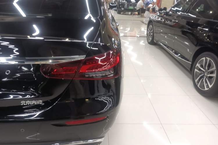 Used Mercedes-Benz E-Class 2023 E 300 L Stylish Model Right Rear Taillight