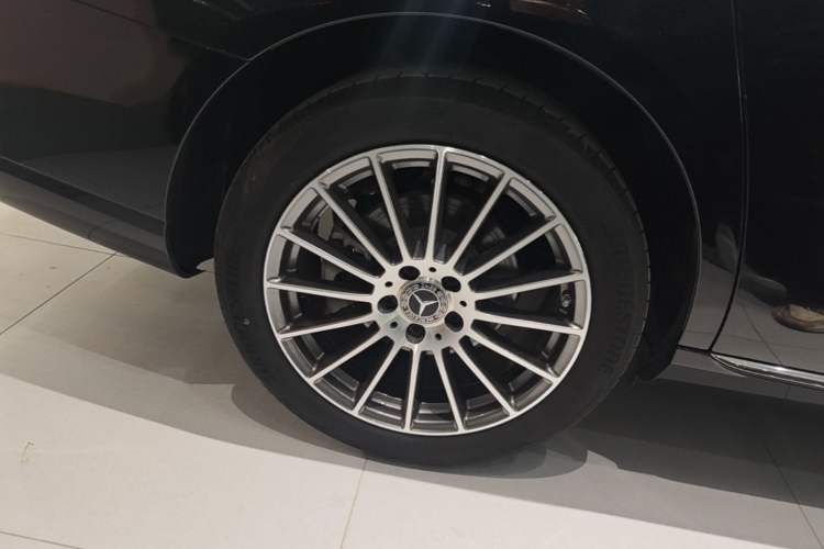 Used Mercedes-Benz E-Class 2023 Facelift E 260 L Right Rear Wheel Hub