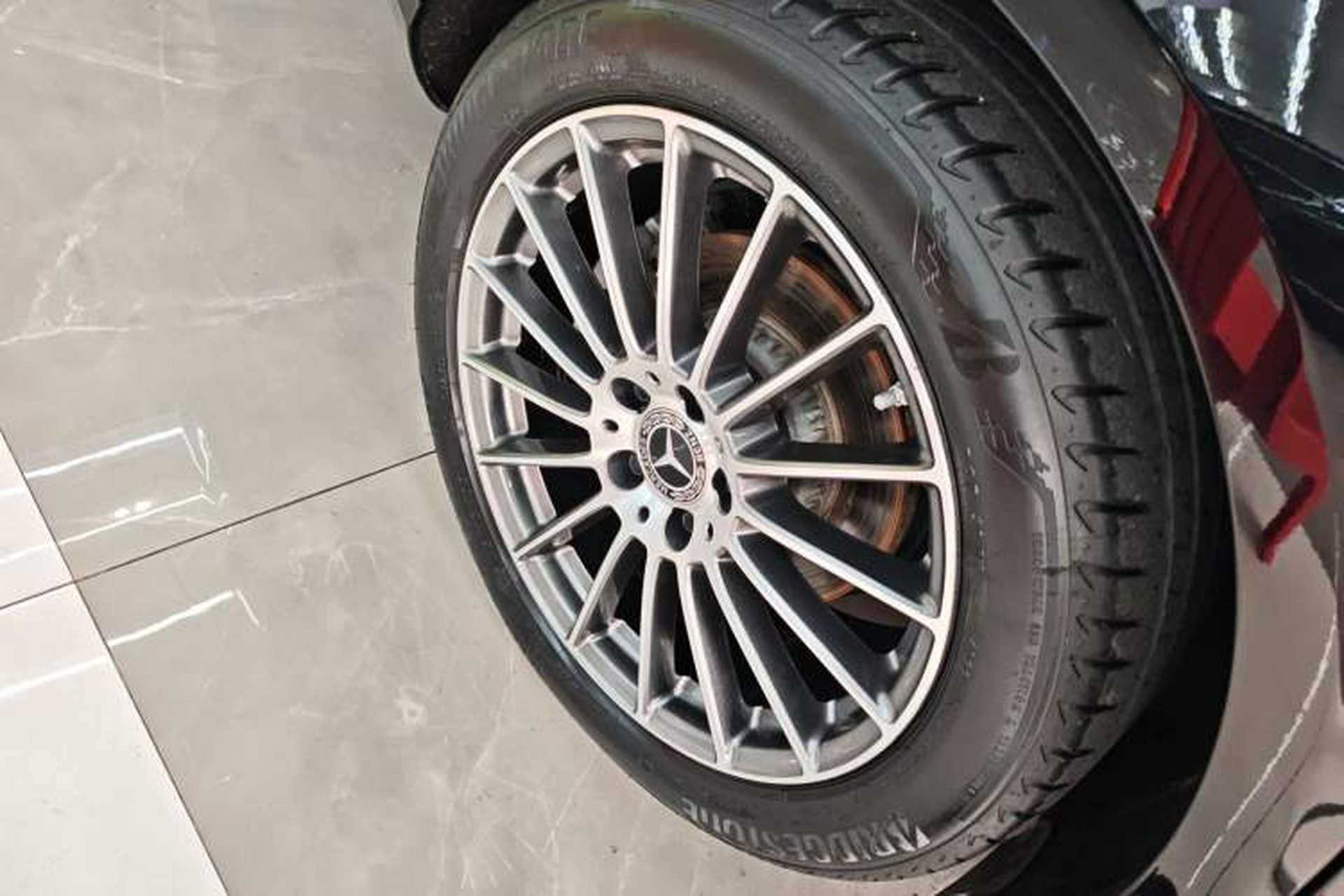 Used Mercedes-Benz E-Class 2023 E 260 L Right Rear Wheel Hub