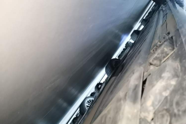 Used Mercedes-Benz E-Class 2023 E 300 L Stylish Model Right Side Sill