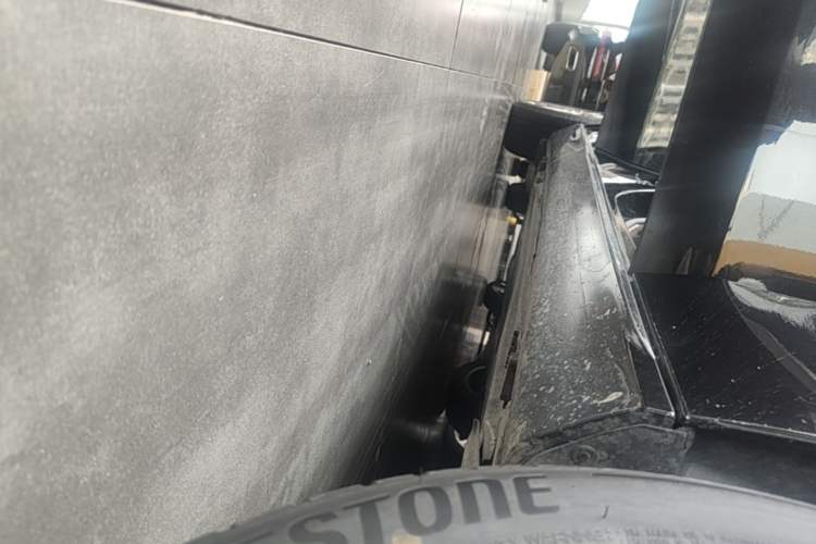 Used Mercedes-Benz E-Class 2023 Facelift E 260 L Right Side Sill